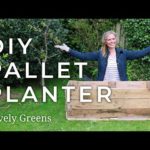 How to make a DIY Pallet Planter