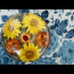 EASY DIY! Dried Flowers in Resin!  🌼🌿// Garden Answer