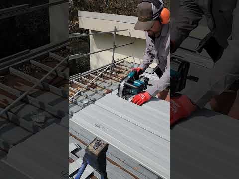 makita 40v metal saw #buildingconstruction #diy #makita40v #mileycyrus