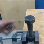 Secrets of experienced craftsmen, how to tighten a bolt without a key